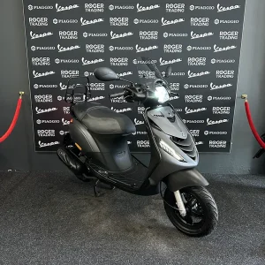 Piaggio Zip 50 - 2018 - Euro4 - Mat Grijs