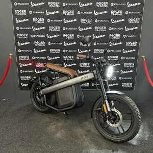 Brekr B4000 - Luxe uitvoering - 2KM - 2025 - Steel Grey Metallic